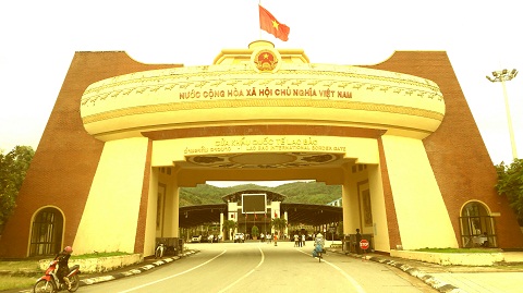 Cửa khẩu quốc tế Lao Bảo (Ảnh: Ngô Văn Minh)