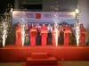 Các đại biểu cắt băng khai mạc hội chợ (Ảnh: Long Quân)