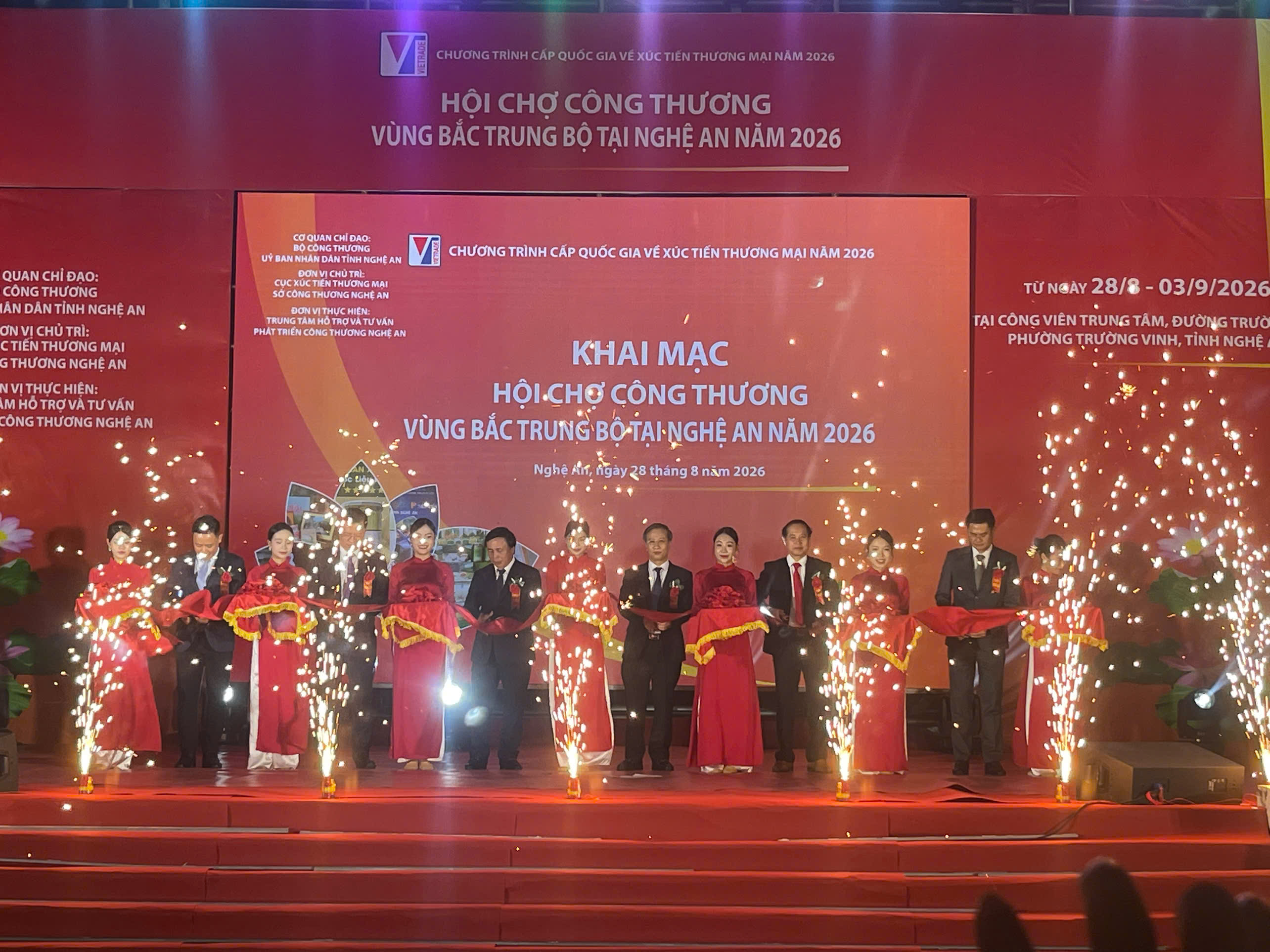 Trung tâm Xúc tiến Đầu tư, Thương mại và Du lịch tỉnh Quảng Trị tổ chức gian hàng chung tại Hội chợ Công Thương vùng Bắc Trung Bộ tại Nghệ An