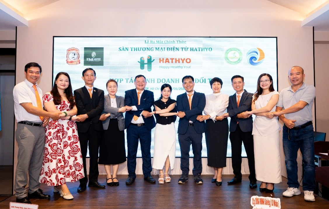 Trung tâm Xúc tiến Đầu tư, Thương mại và Du lịch tỉnh Quảng Trị tham dự lễ ra mắt sàn thương mại điện tử HATHYO